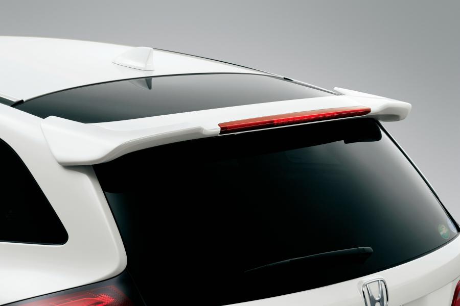 Детали экстерьера Honda Jade Hybrid RS by Modulo 2018 года  (фото 8 из 11)